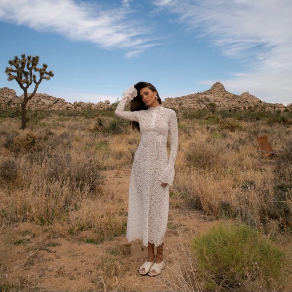Ashlyn Paige Stevie lace maxi dress